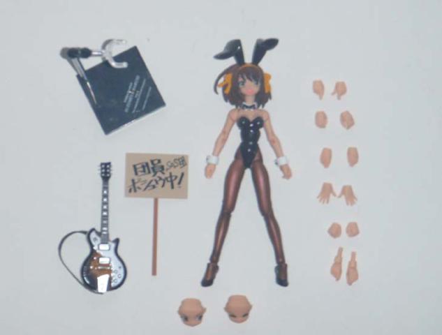 haruhi suzumiya bunny figure